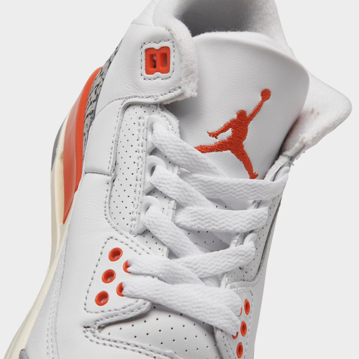 Air Jordan Womens Retro 3 'Georgia Peach'