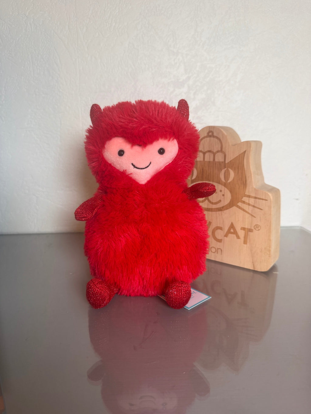 Jellycat Hugg McSnugg