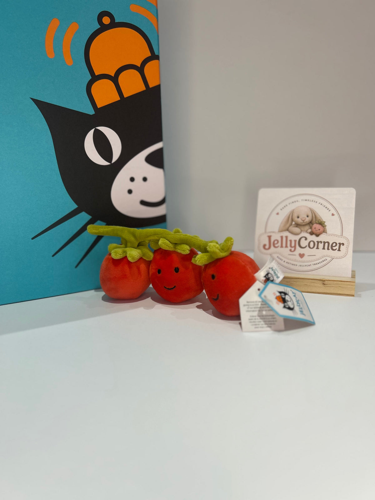 Jellycat Vivacious Tomatoes