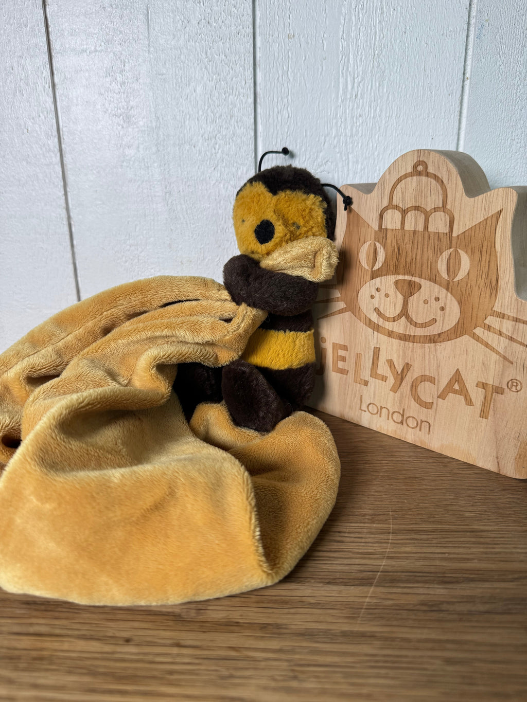 Jellycat Bashful Bee Soother | Preloved 1