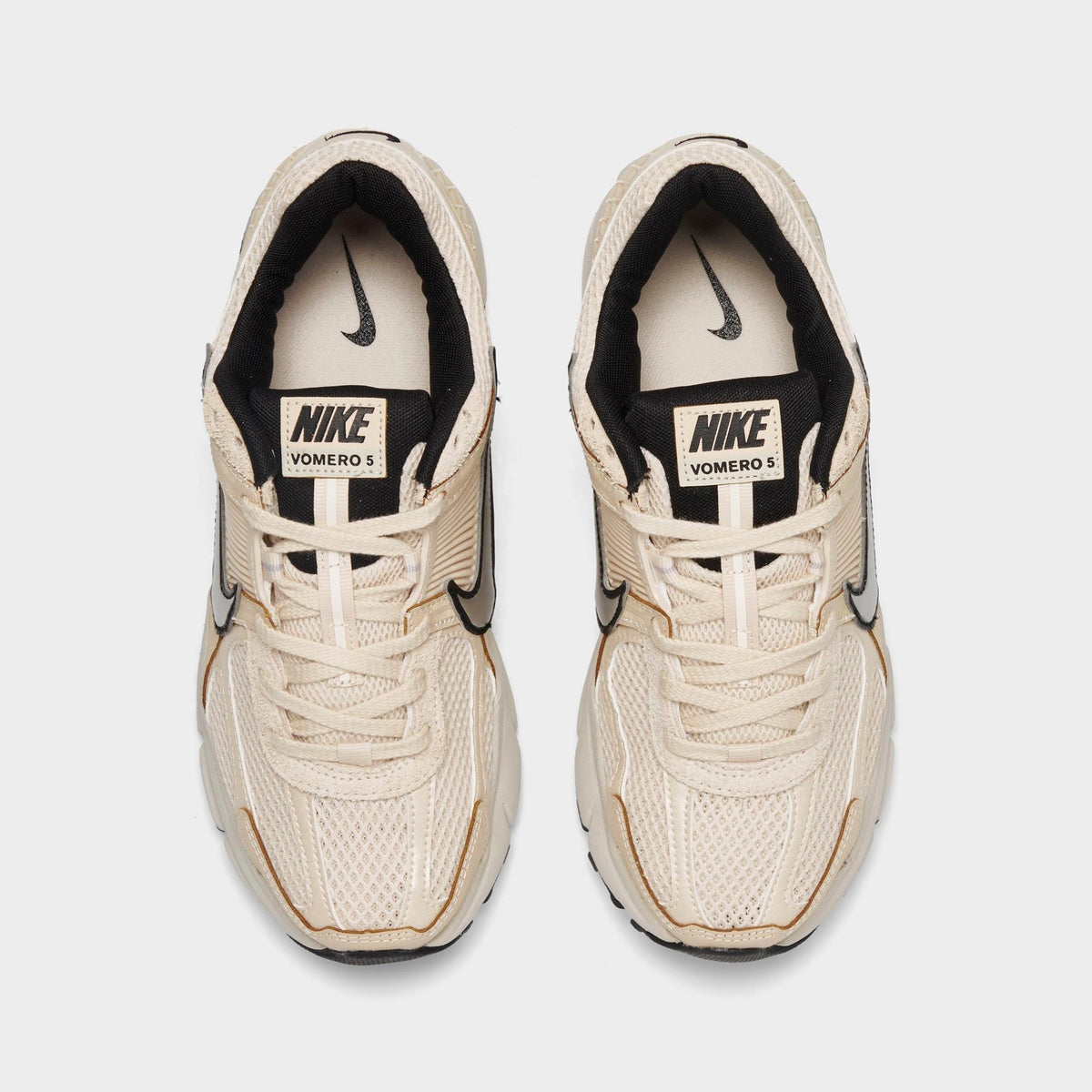 [fn6742-200] Womens Nike Zoom Vomero 5 'pearl White'
