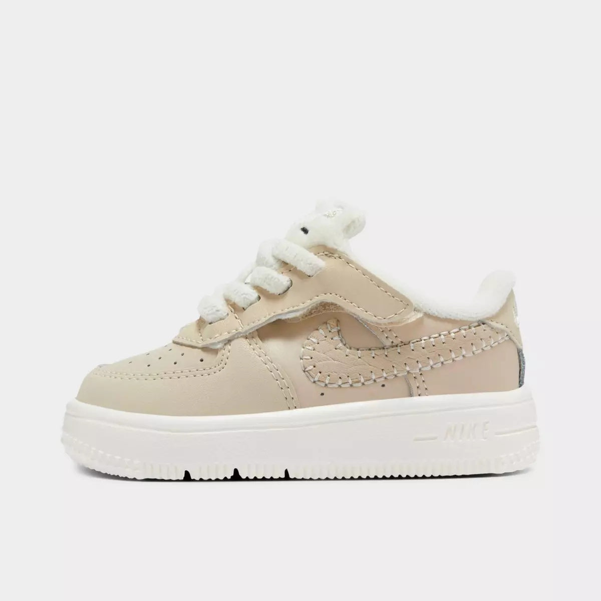 Nike Women's Force 1 Low SE EasyOn - Sanddrift/Sail