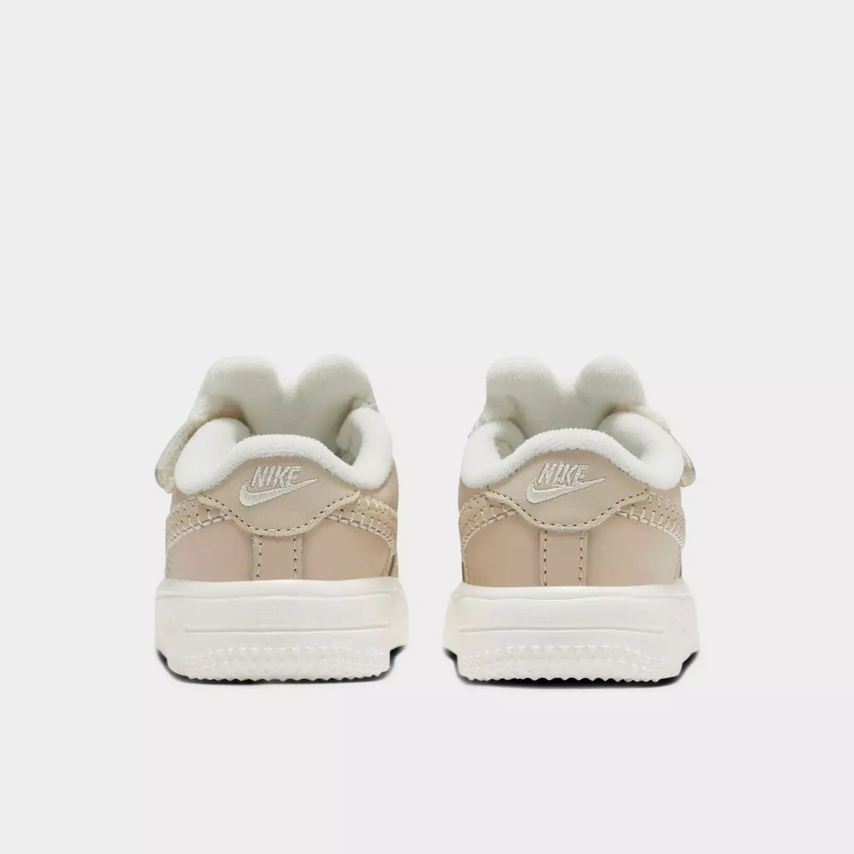 Nike Women's Force 1 Low SE EasyOn - Sanddrift/Sail