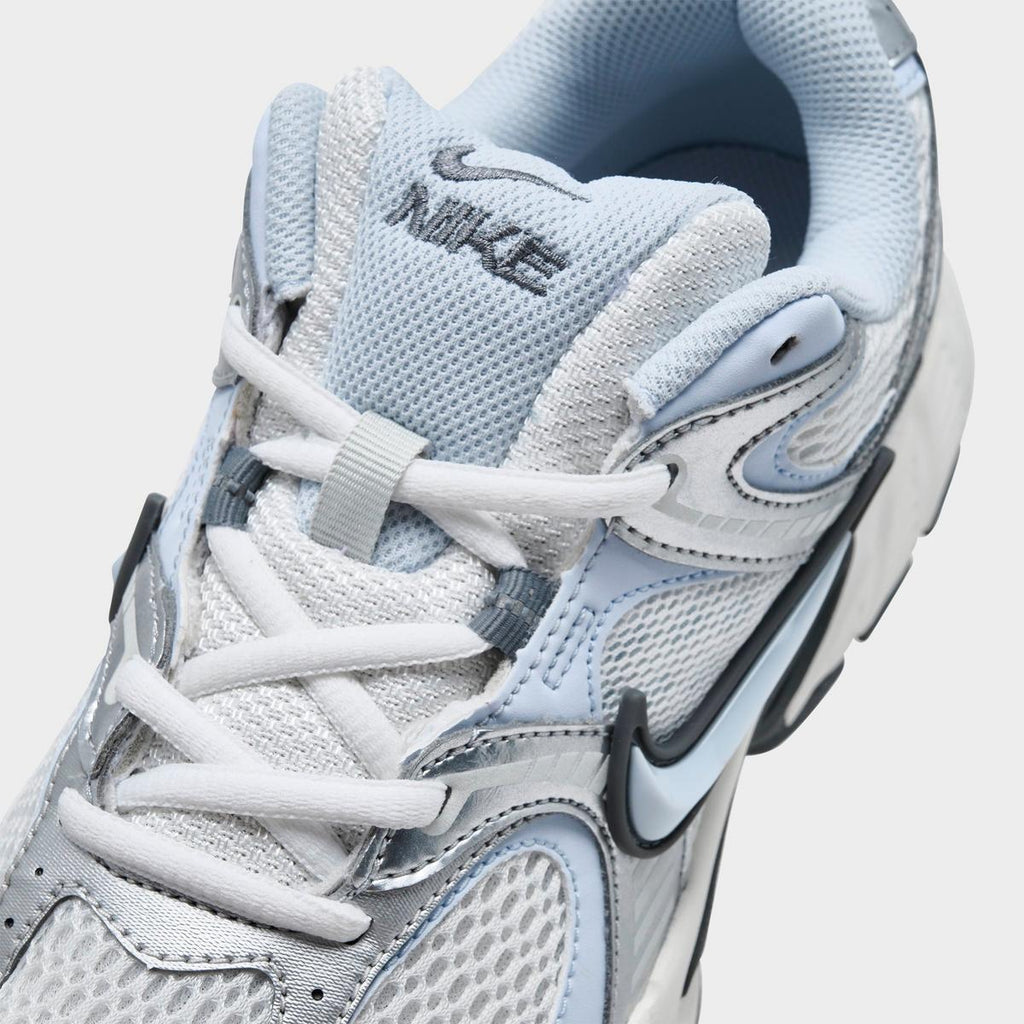 Nike Women's V5 RNR Summit White/Blue Tint/Photon Dust