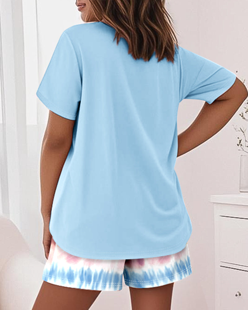 2-teiliges Set mit Oberteil mit Grafikmuster und kurzärmliger Hose mit lässigem Batik-Print