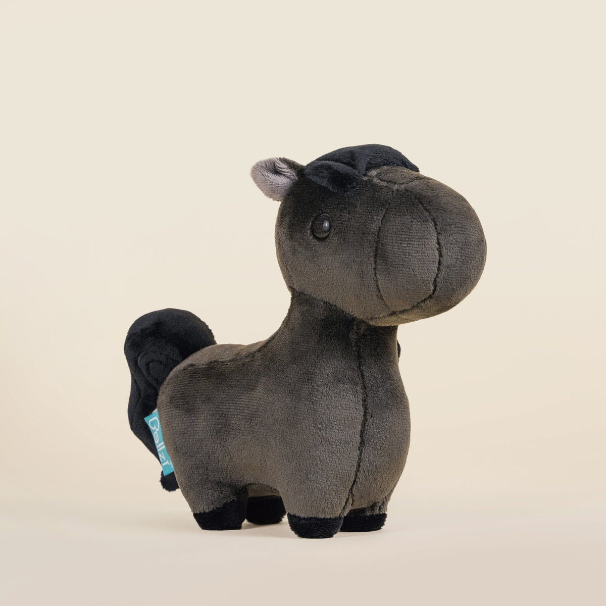 Mini Friesian the Horsi