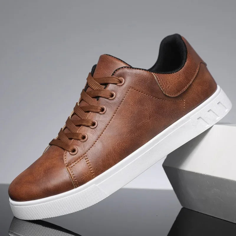 Lawrence | Stromlinienförmige, lässige Schnürschuhe