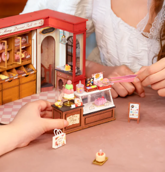 Robotime Rolife Honey Dessert Talk DIY Miniature House DG168