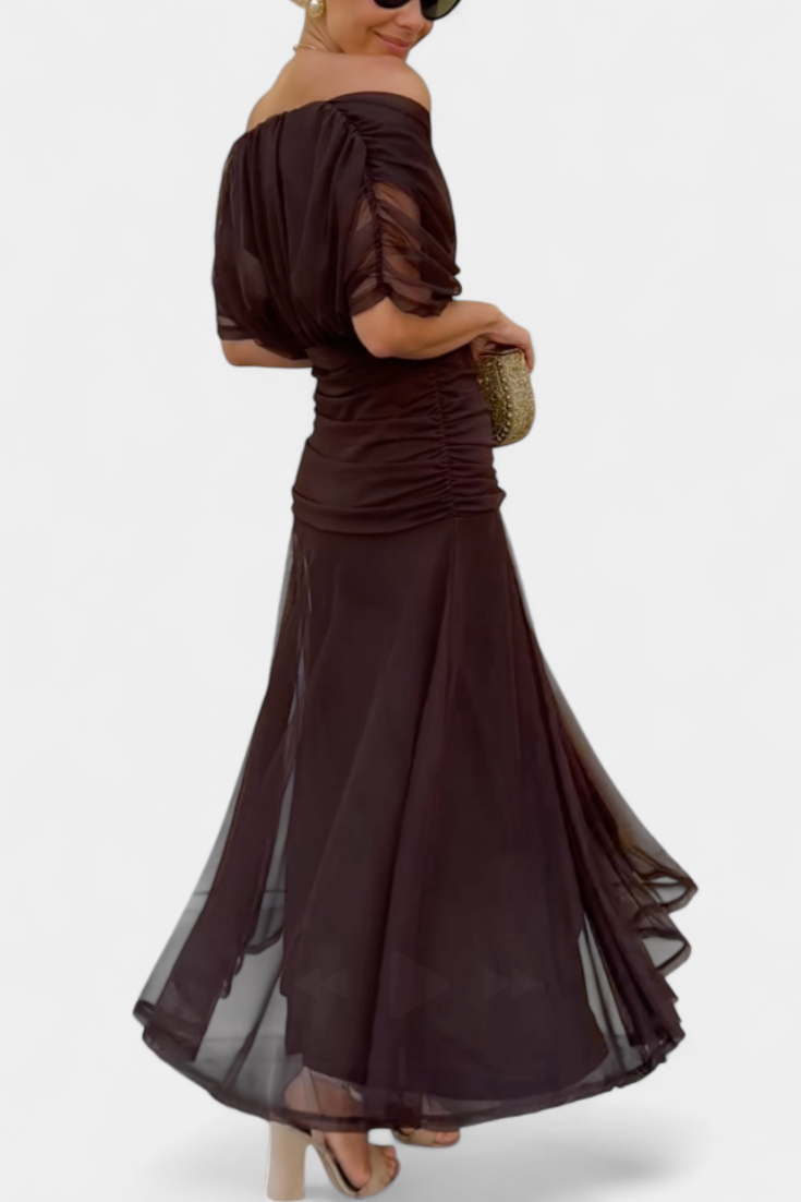Lucasta | Elegantes schulterfreies Kleid