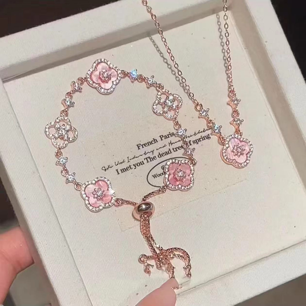 Rose Gold Mother-of-Pearl Clover 2-Piece Jewellery Set