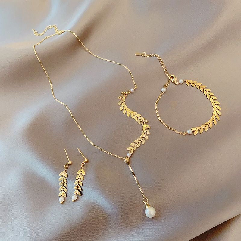 Gold Wheat Leaf & Pearl 3-Piece Jewellery Set