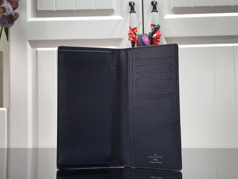 Louis Vuitton x NBA Brazza Wallet – Monogram White