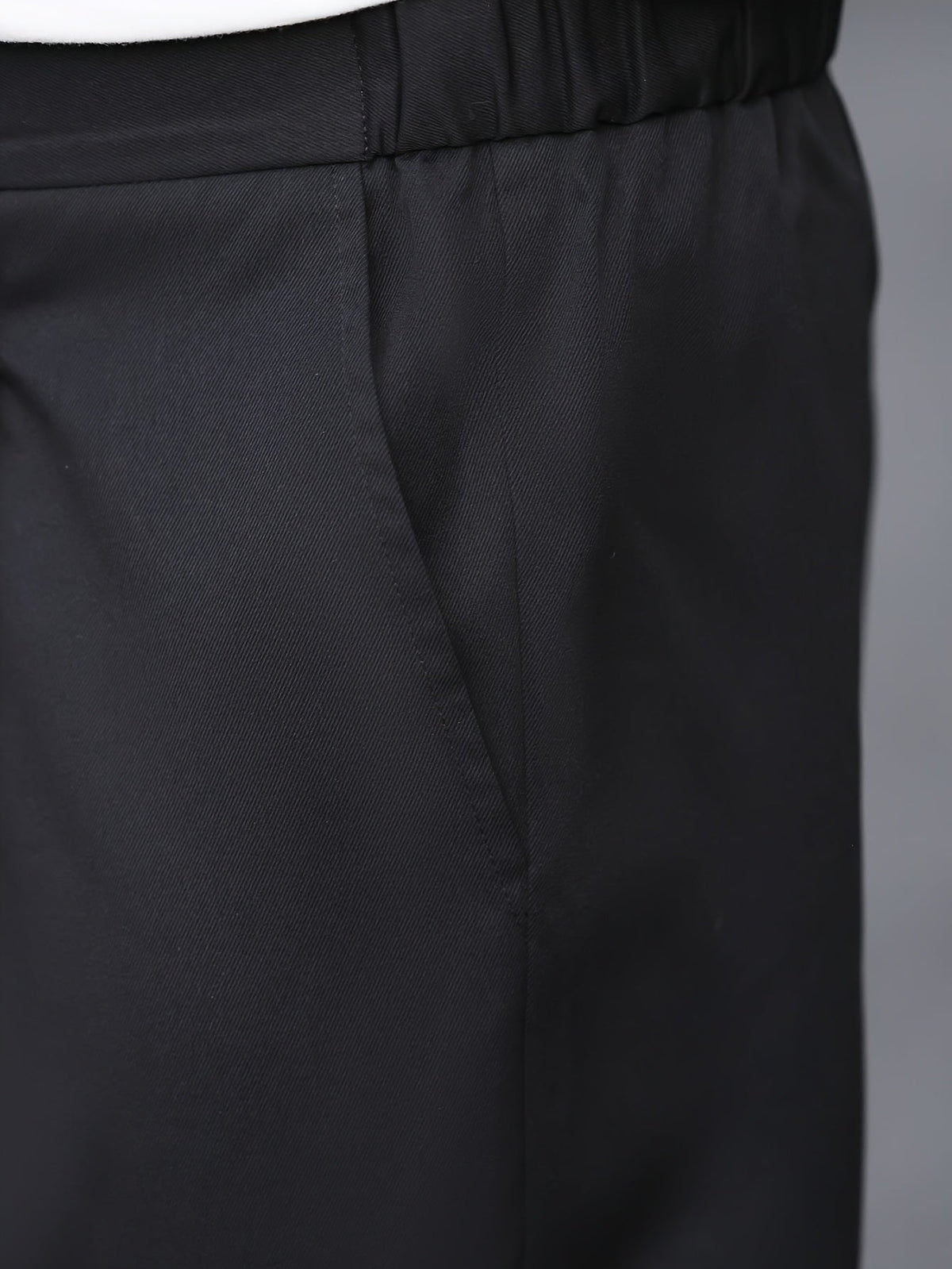 Adrian | Maßgeschneiderte Bundfaltenhose