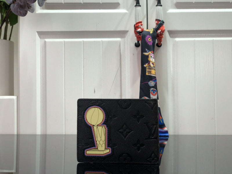 Louis Vuitton x NBA Multiple Wallet – Monogram Eclipse Basketball