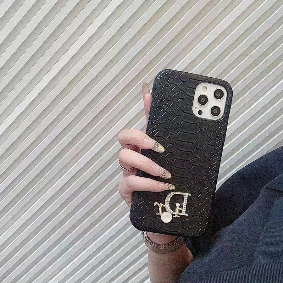 Stylish Snake Pattern Phone Case for iPhone 12-18 Pro & Pro Max