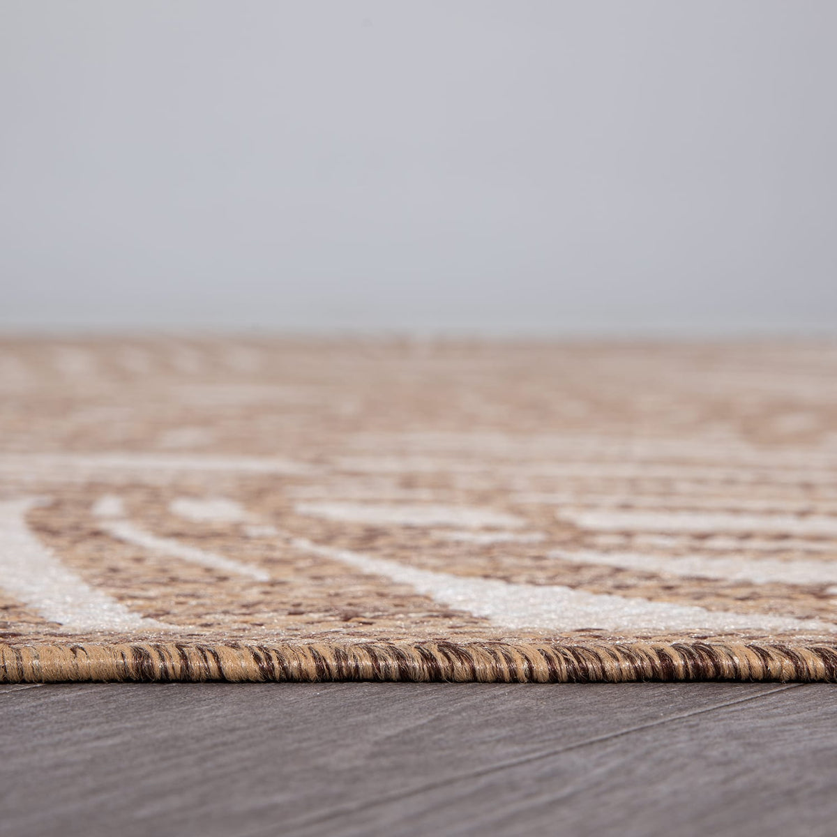 World Rug Gallery Palm Collection 5'x7'