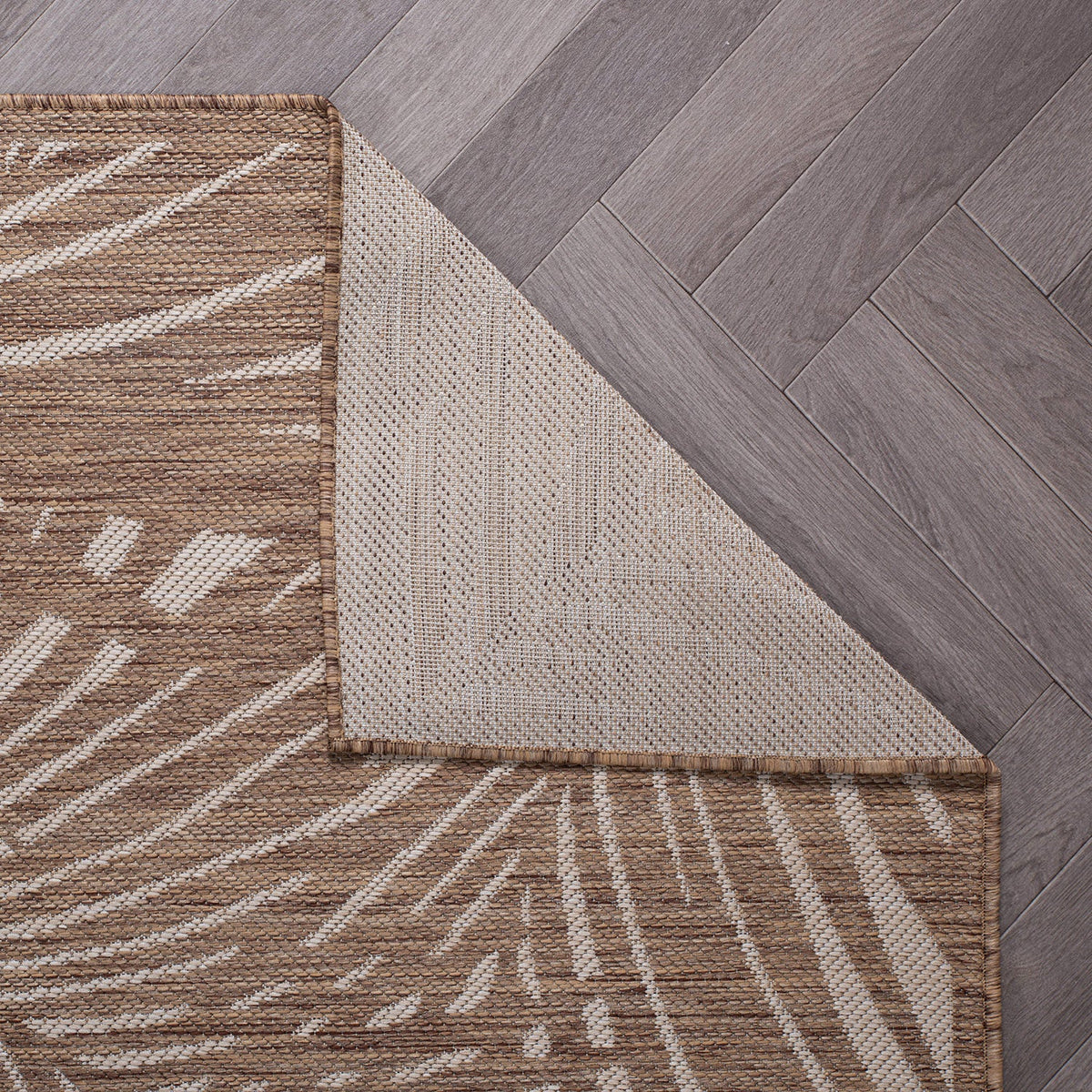 World Rug Gallery Palm Collection 5'x7'