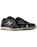 New Balance 204L Suede Sneaker