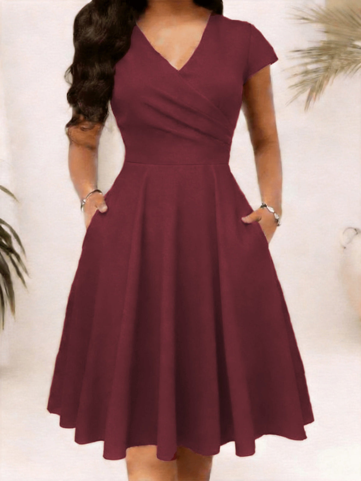 Nadine | Elegantes florales Midikleid