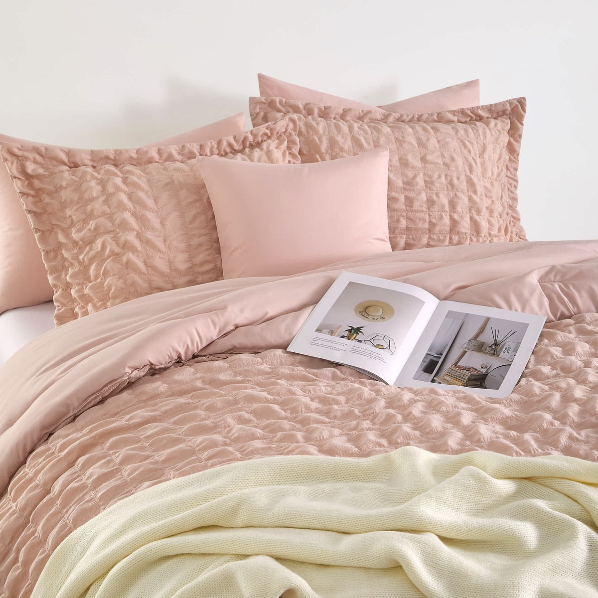 Nanshing Dolton Seersucker Microfiber Stiching 3 Piece Comforter Set