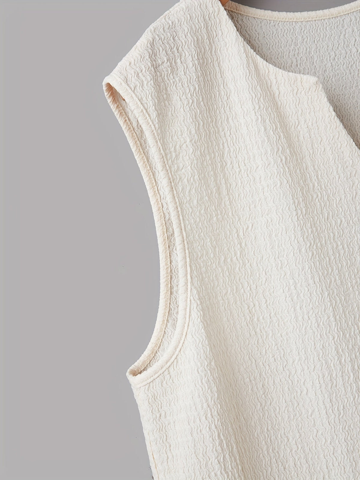 Damon | Entspanntes V-Neck-Tanktop