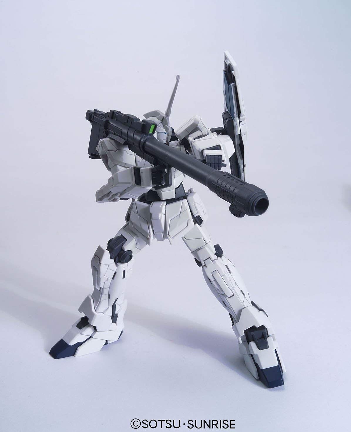 HG RX-0 Unicorn Gundam (Unicorn Mode) 1/144