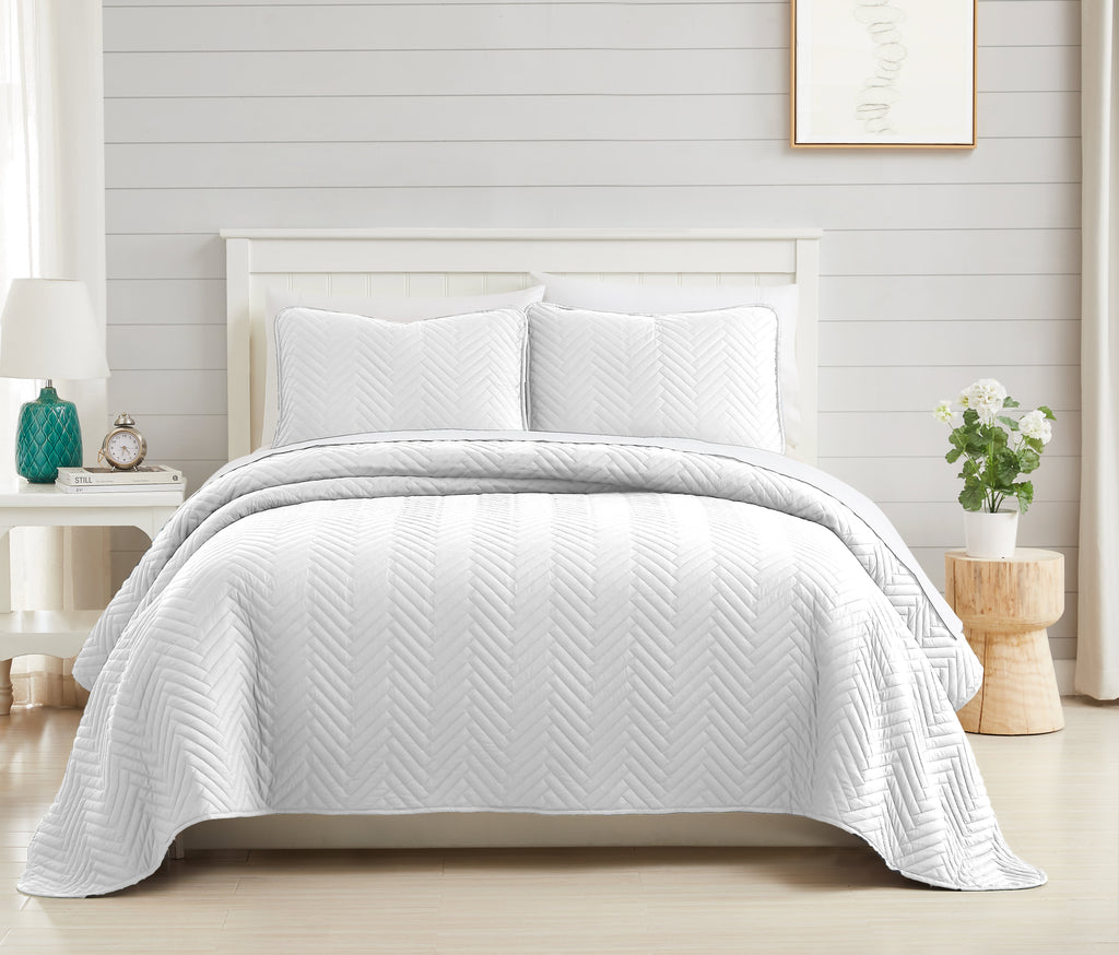 Southshore Fine Linens Chevron Oversized Quilt Set