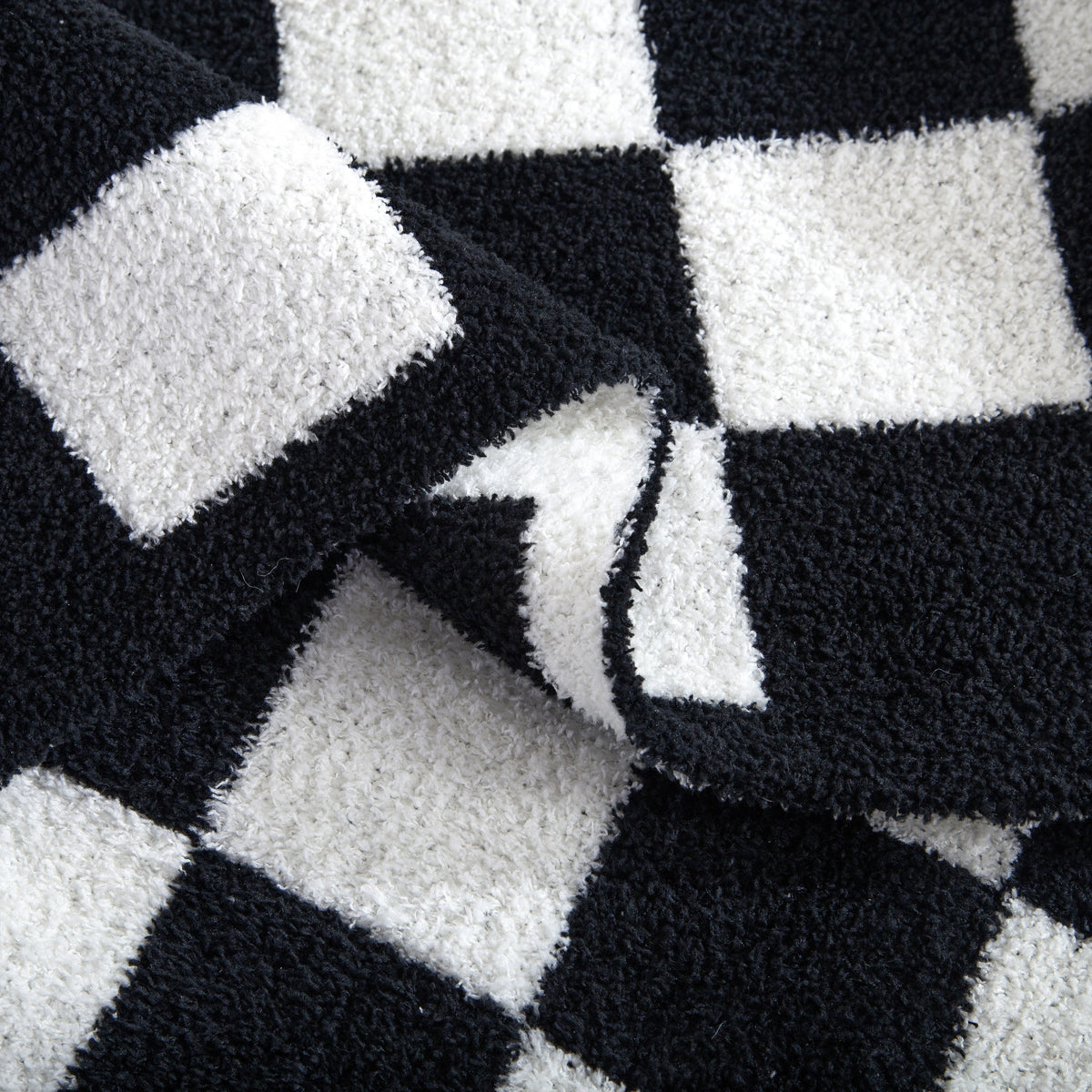 Elegant Comfort 50" x 70"  Ultra Soft Checkered Knitted Throw Blanket