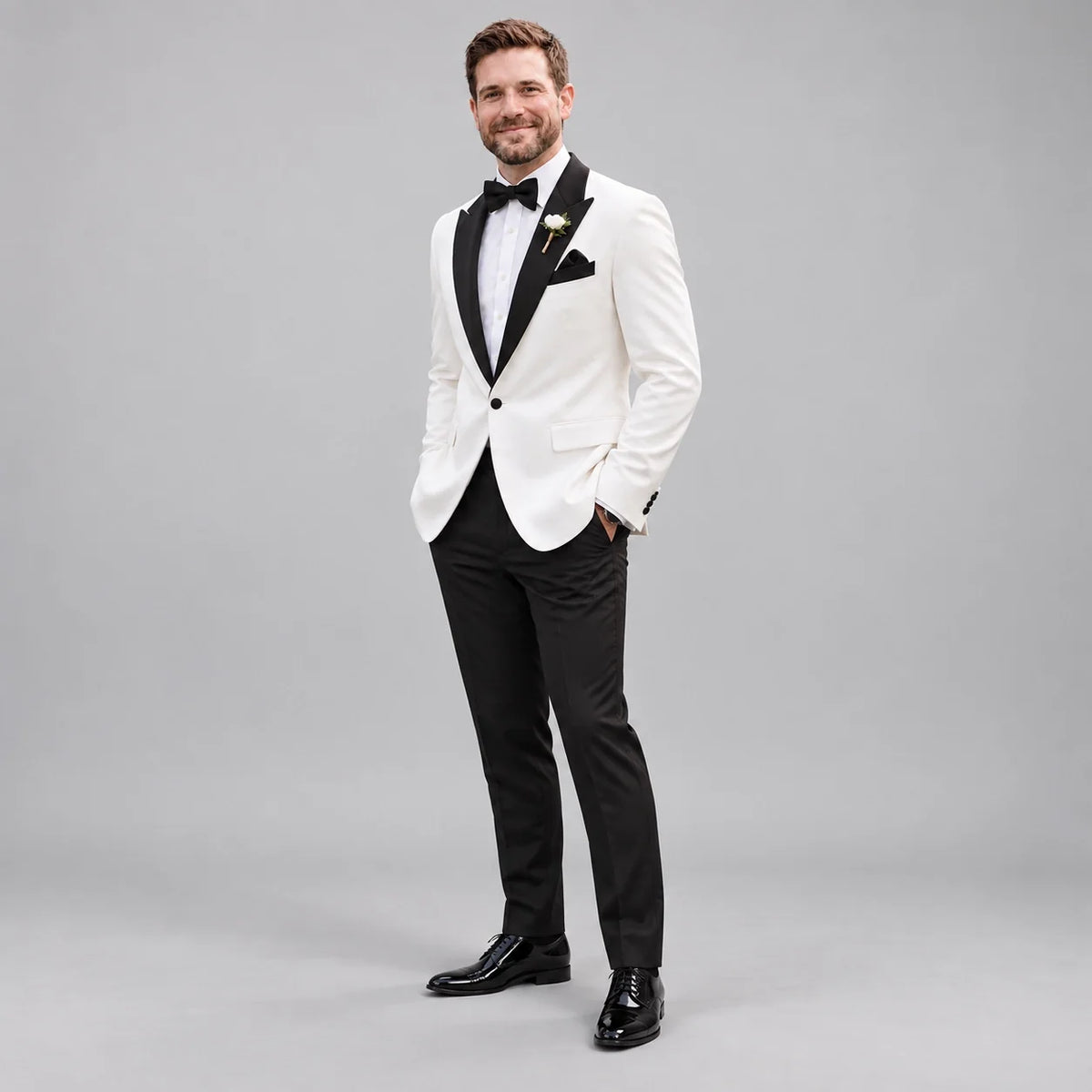 Sweetearing White Suit for Men 2 Piece Suit Tuxedo Black Peaked Collar Wedding Prom Formal Suit