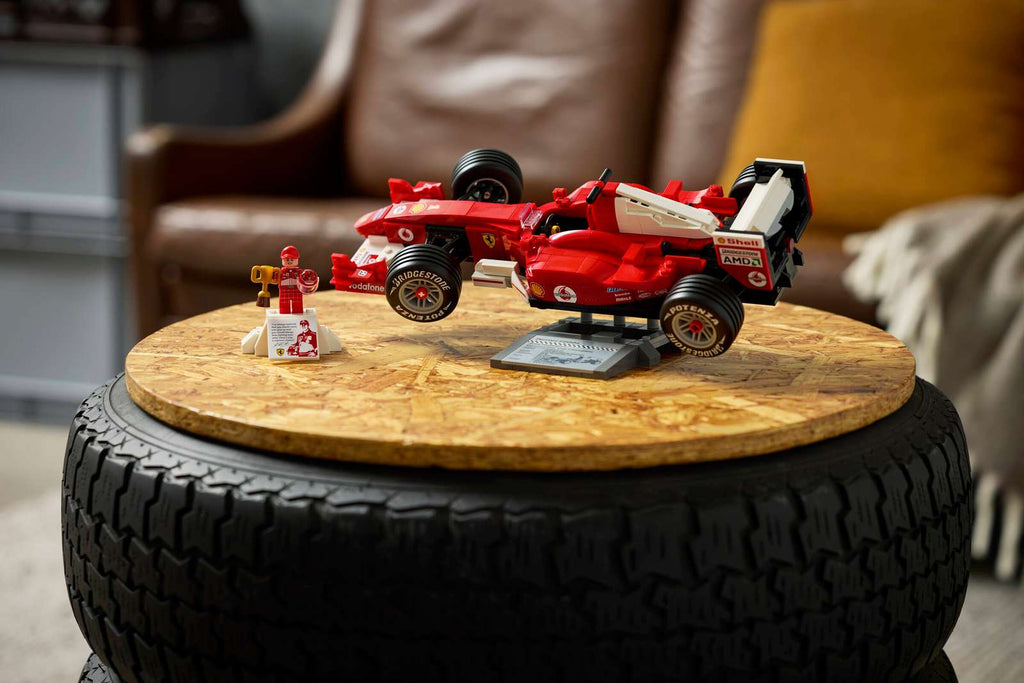 11375 LEGO® Icons Set Ferrari F2004 et Michael Schumacher F1