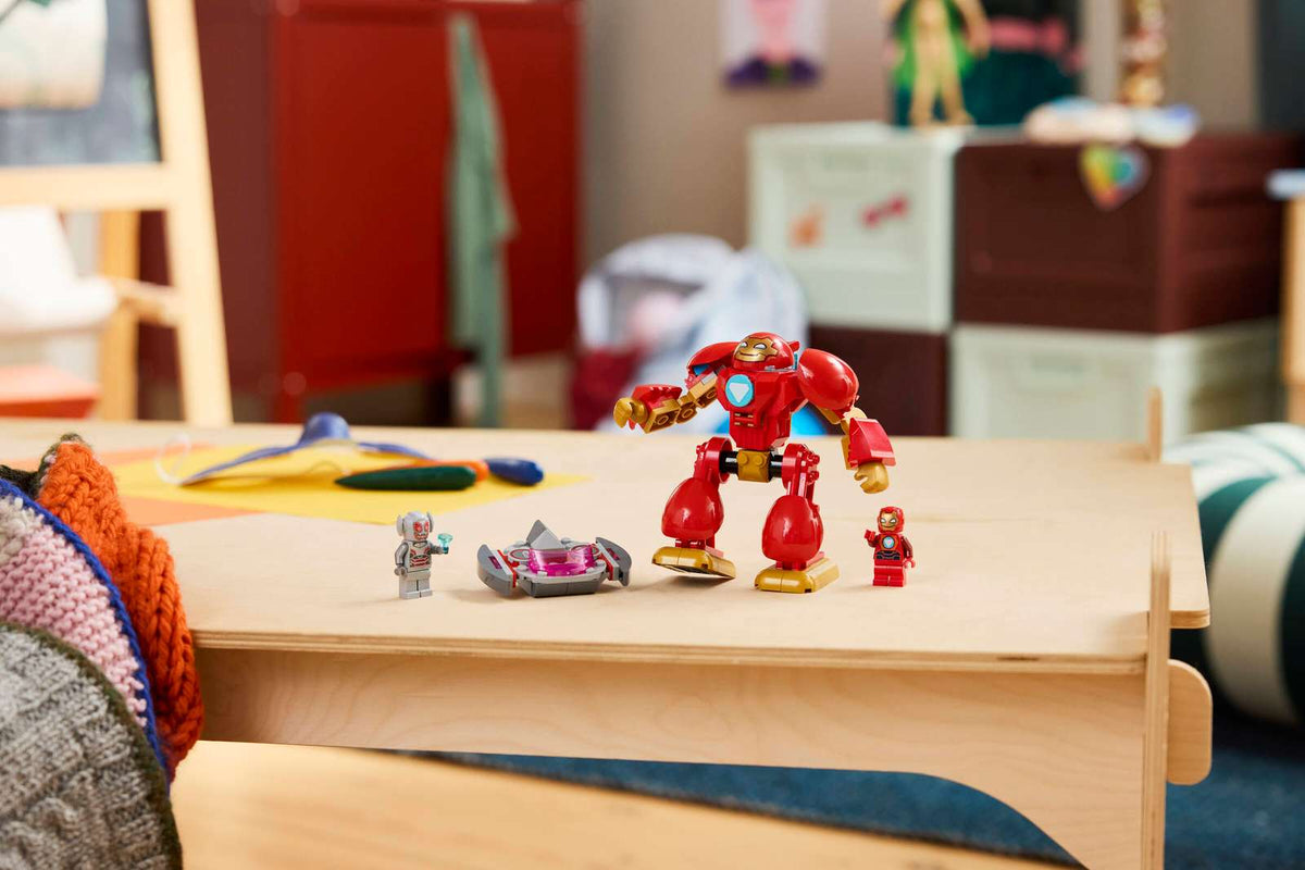 11209 Lego Marvel Super-héros Ultron contre Iron Man