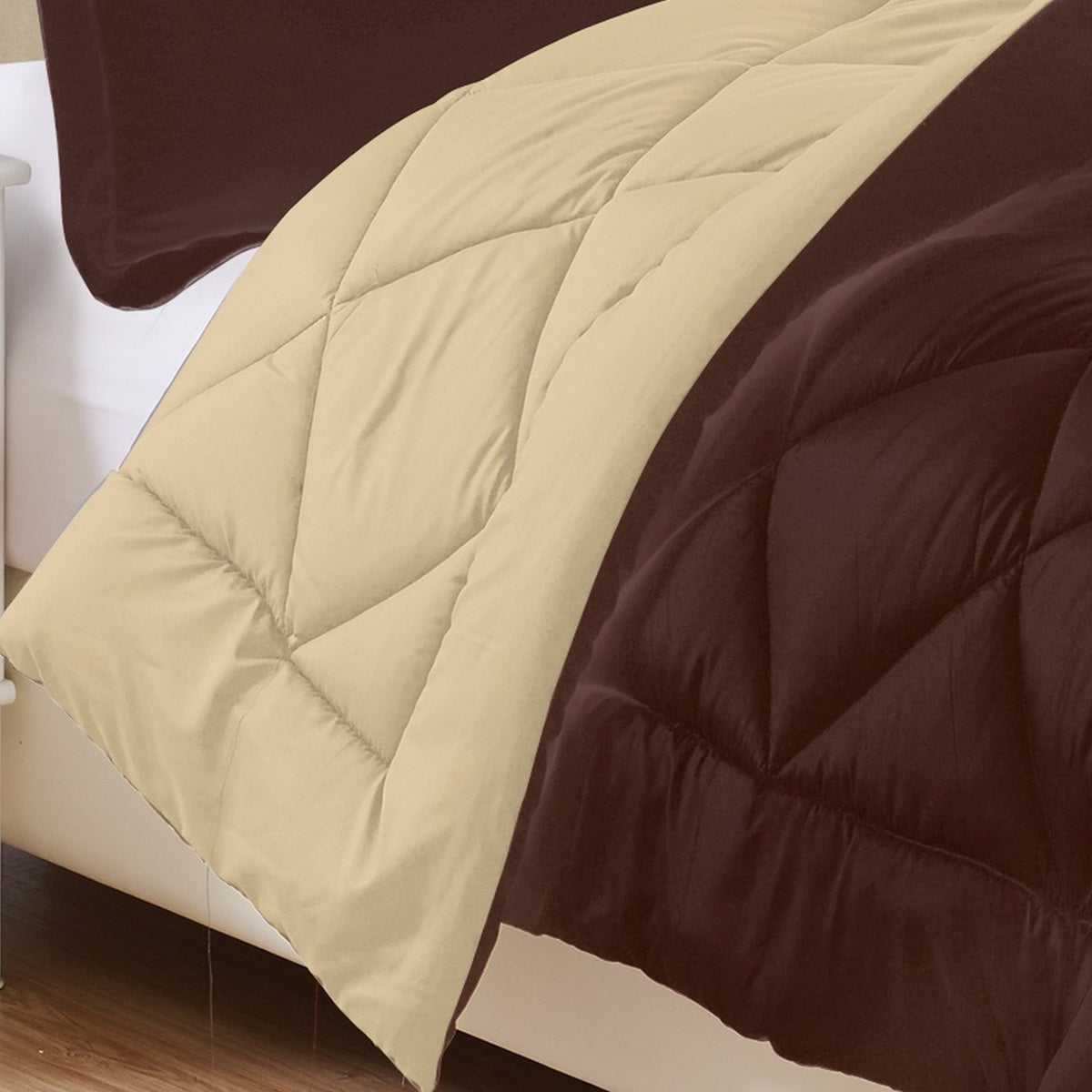 Elegant Comfort 3-Piece Reversible Diamond Stitched Comforter & Shams