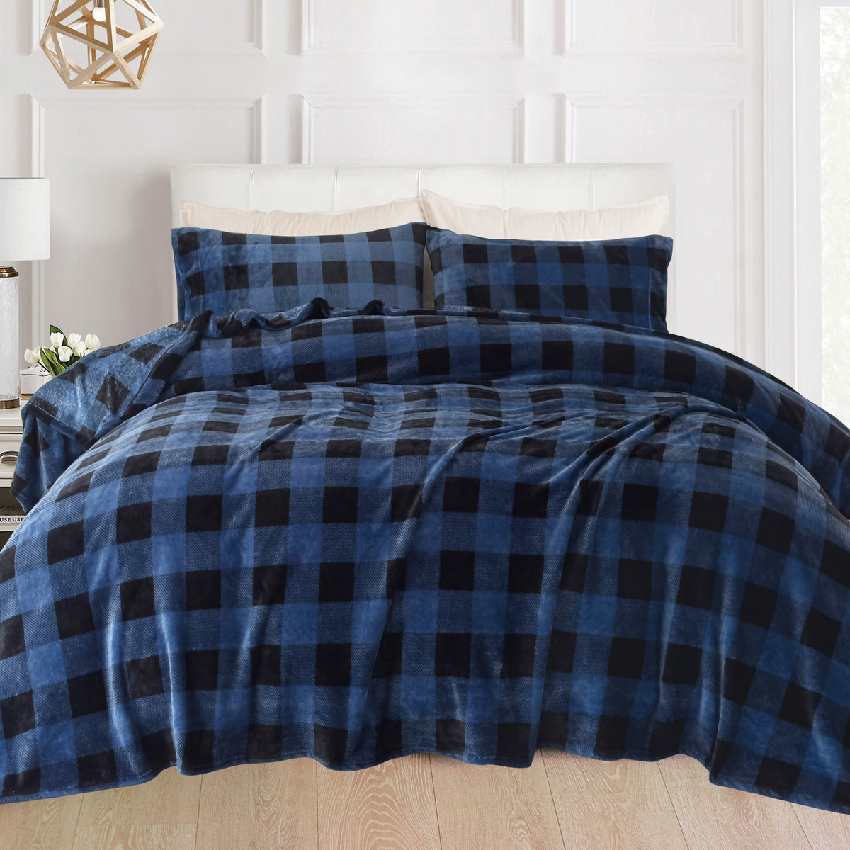 Elegant Comfort 4-Piece Velvet Plush Flannel Sheet Set