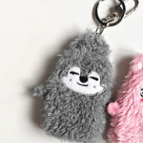 SKZOO Furry Finger Cover Keychain - Wolf Chan