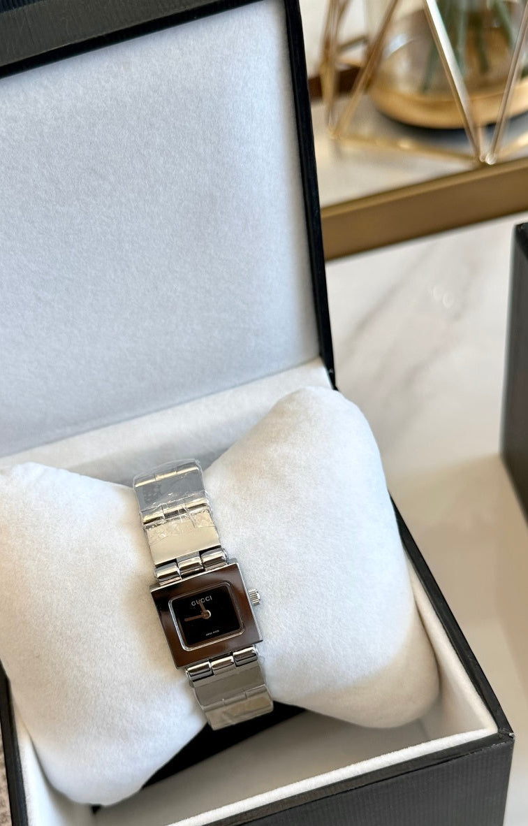 Gucci Ladies Square Watch – Silver Stainless Steel Black Dial