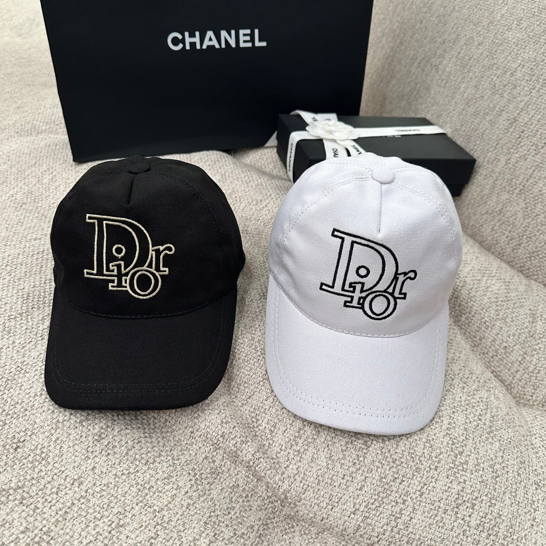 Dior Oblique Embroidered Logo Baseball Cap