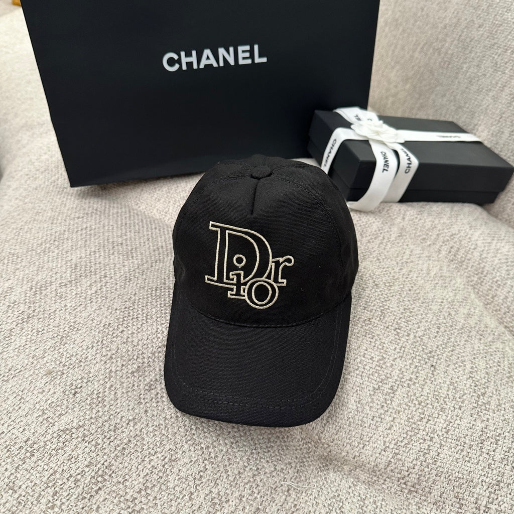 Dior Oblique Embroidered Logo Baseball Cap