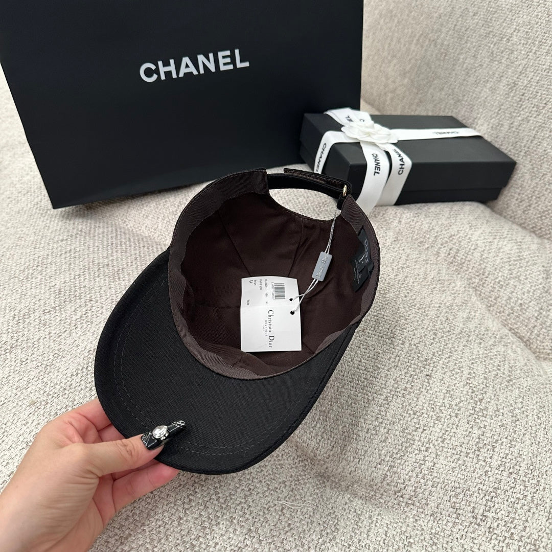 Dior Oblique Embroidered Logo Baseball Cap