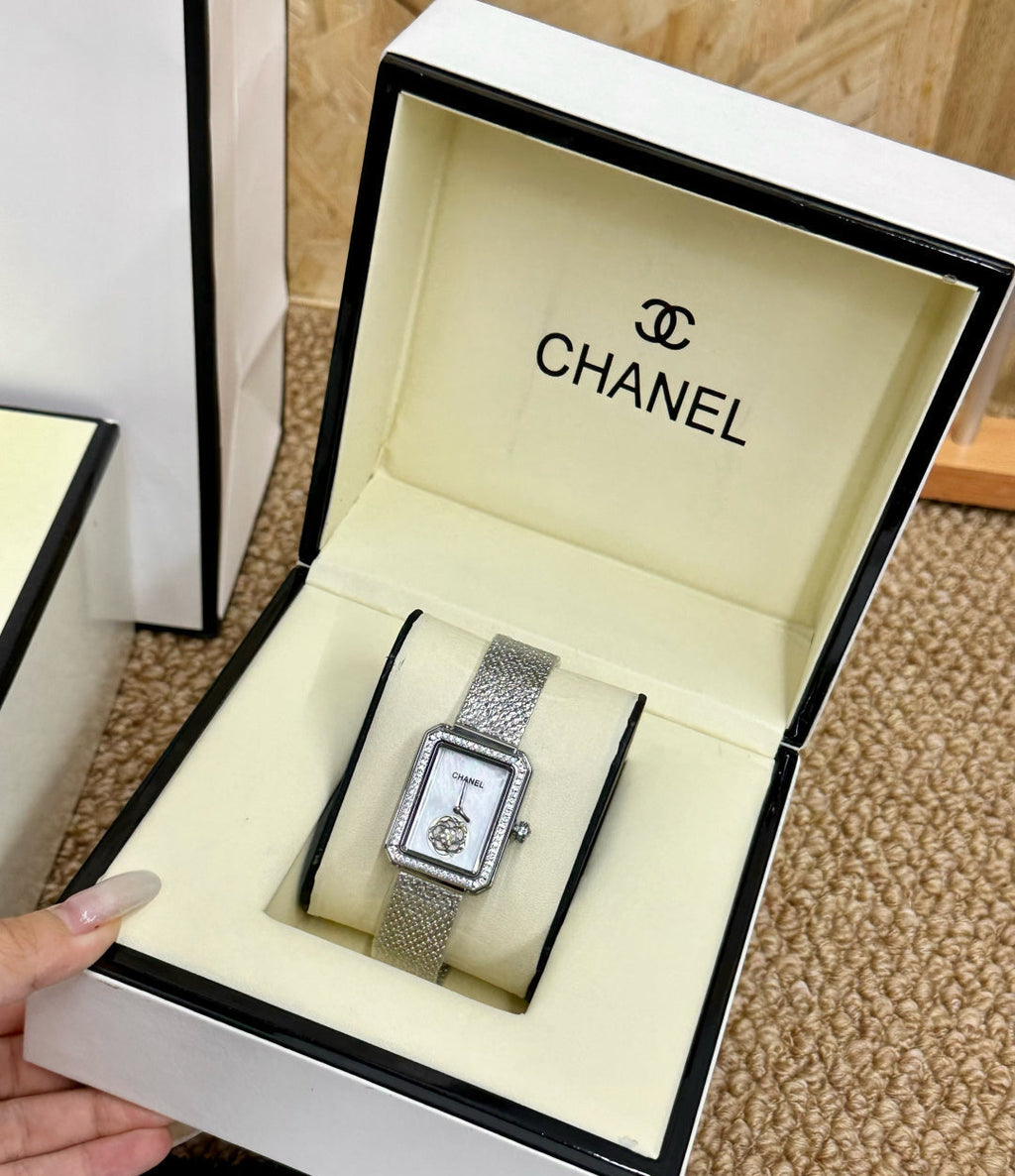 Chanel Première Ladies Watch – Silver Diamond Bezel Mesh Bracelet