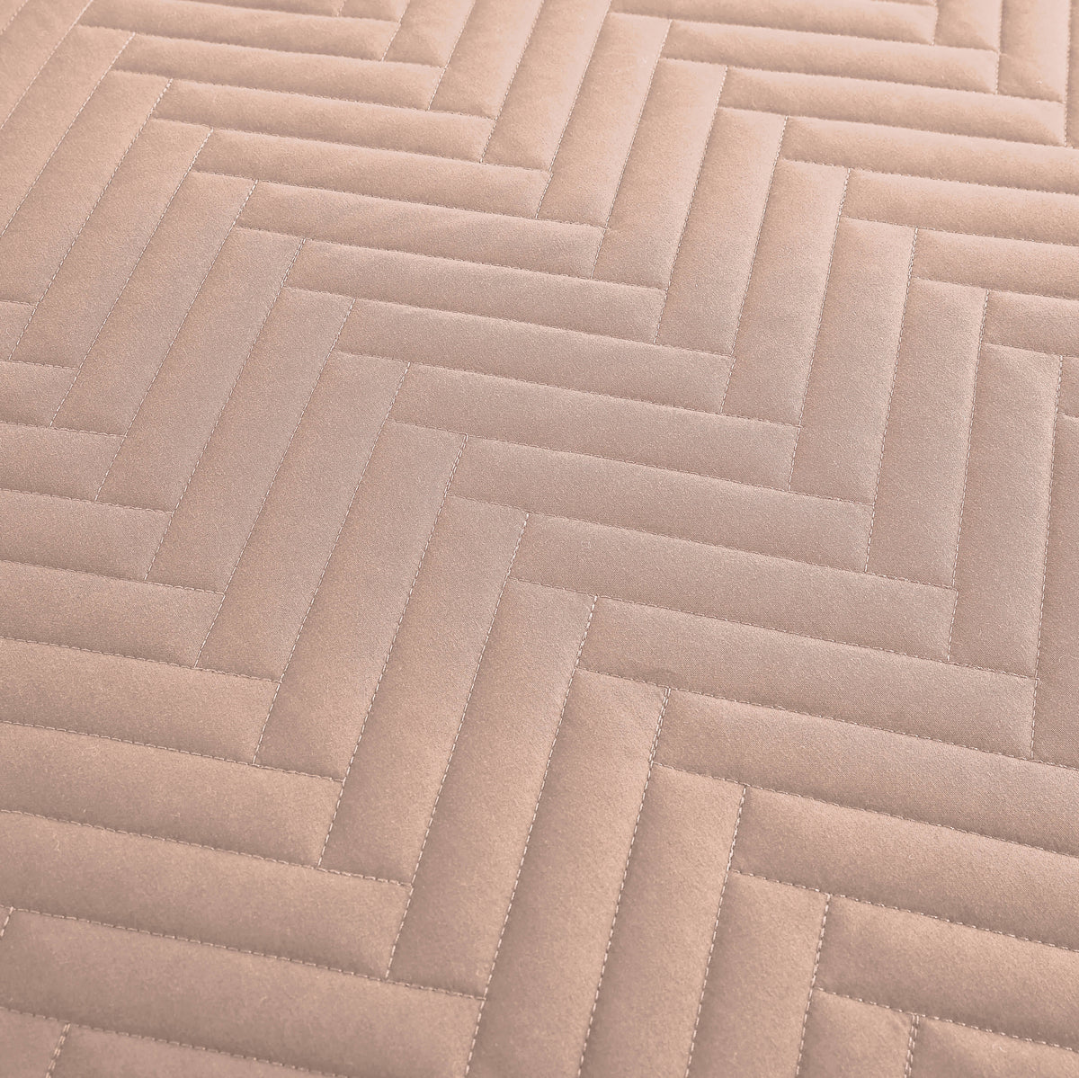 Southshore Fine Linens Chevron Oversized Quilt Set
