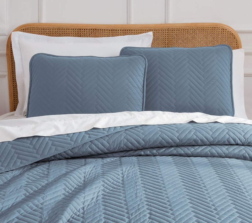 Southshore Fine Linens Chevron Oversized Quilt Set