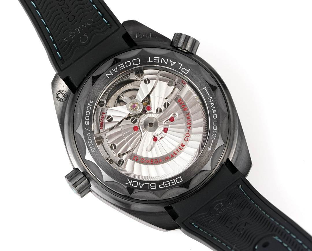 Omega Seamaster Diver 300M – Black Ceramic Everose Gold Crown Black Wave Dial Rose Gold Hands Rubber Strap