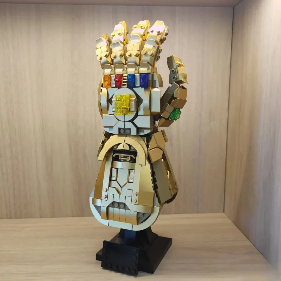 Marvel Avengers INFINITY Gauntlet Brick Model Kit