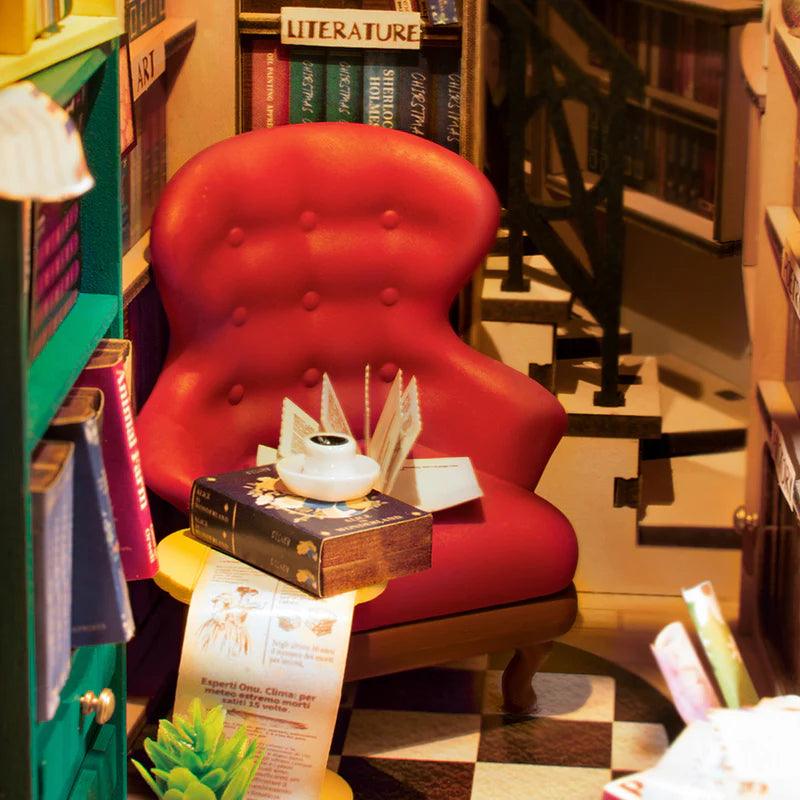 Shakespeare Bookstore DIY Book Nook Kit