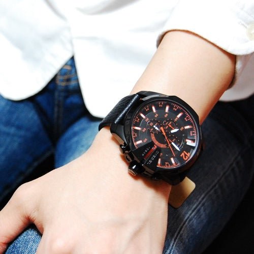 Diesel DZ4291 Mega Chief Chronograph Herrenuhr – Schwarzes Zifferblatt & schwarzes Lederarmband