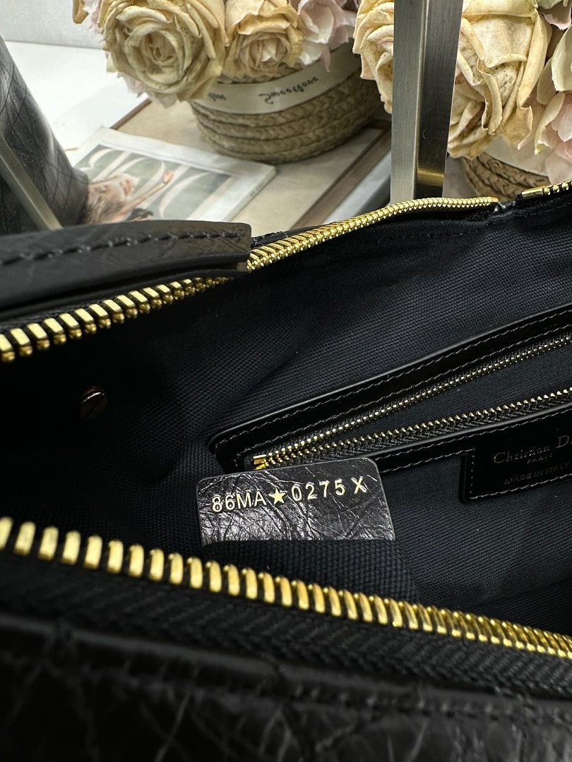 Dior Toujours Bag Large – Black Macrocannage Crinkled Calfskin Gold CD Charm