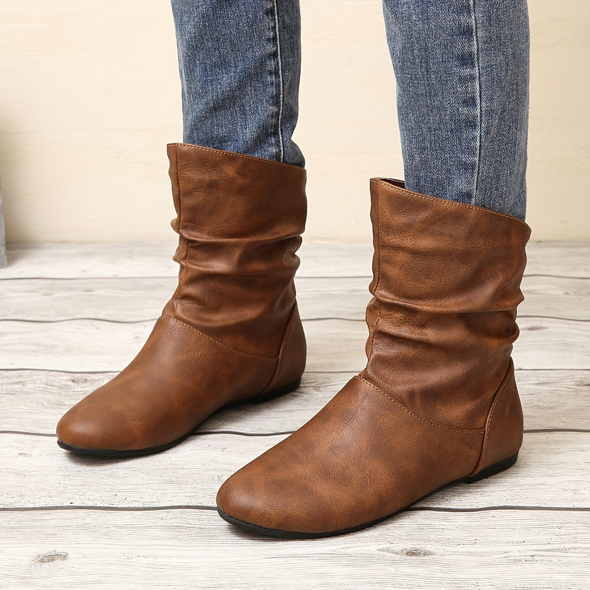 Lucia | Legere Schlupf-Stiefeletten