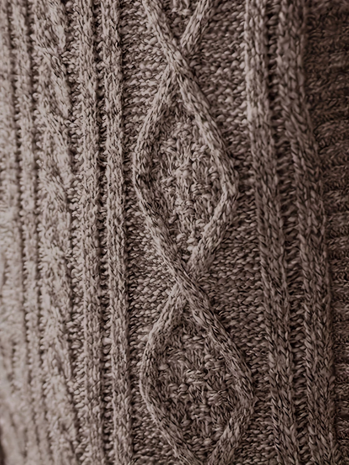 Edmund | Textured Stand-Collar Zip Cardigan
