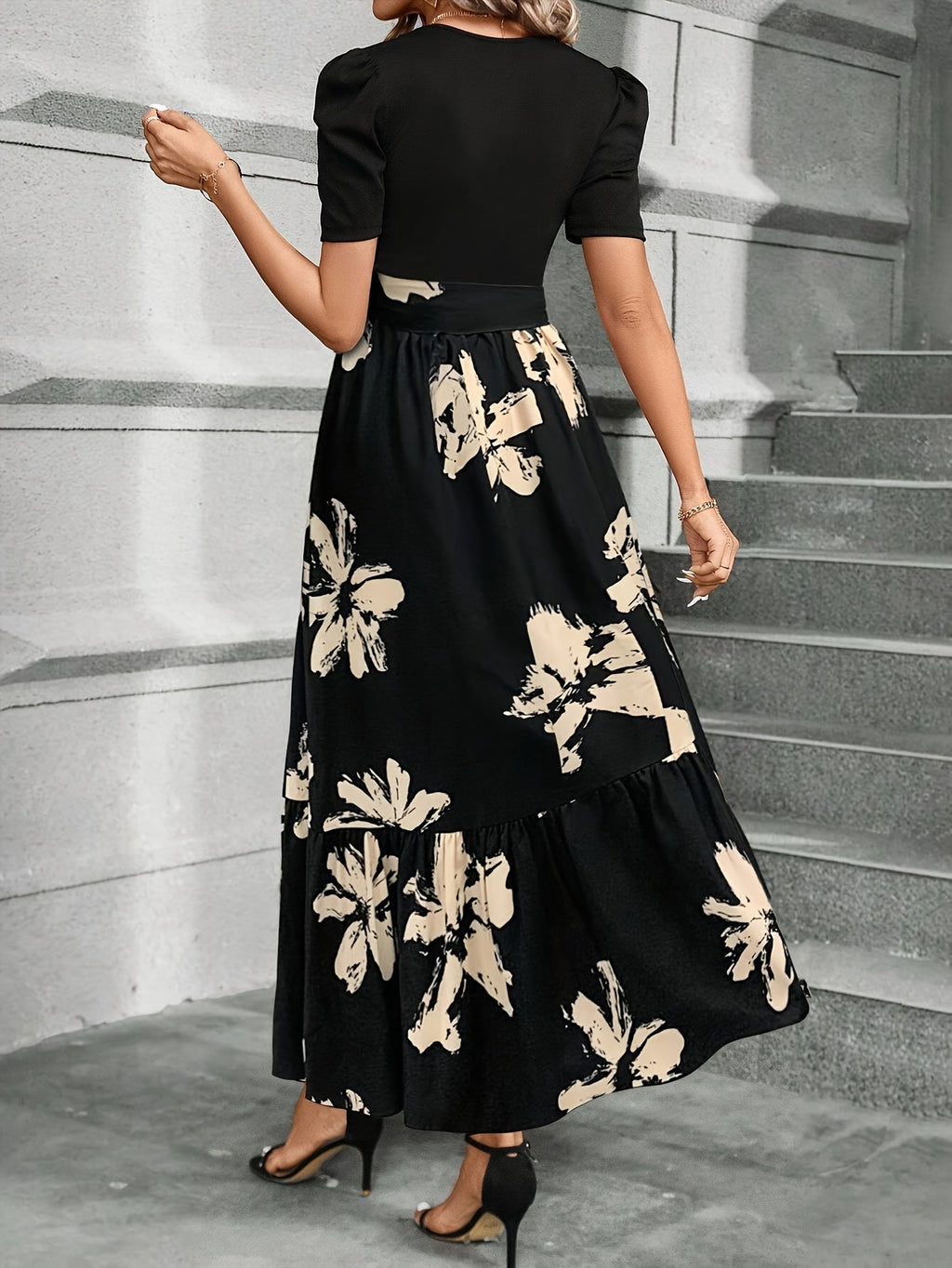 Ophelia | Maxikleid mit Blumenmuster und Puffärmeln
