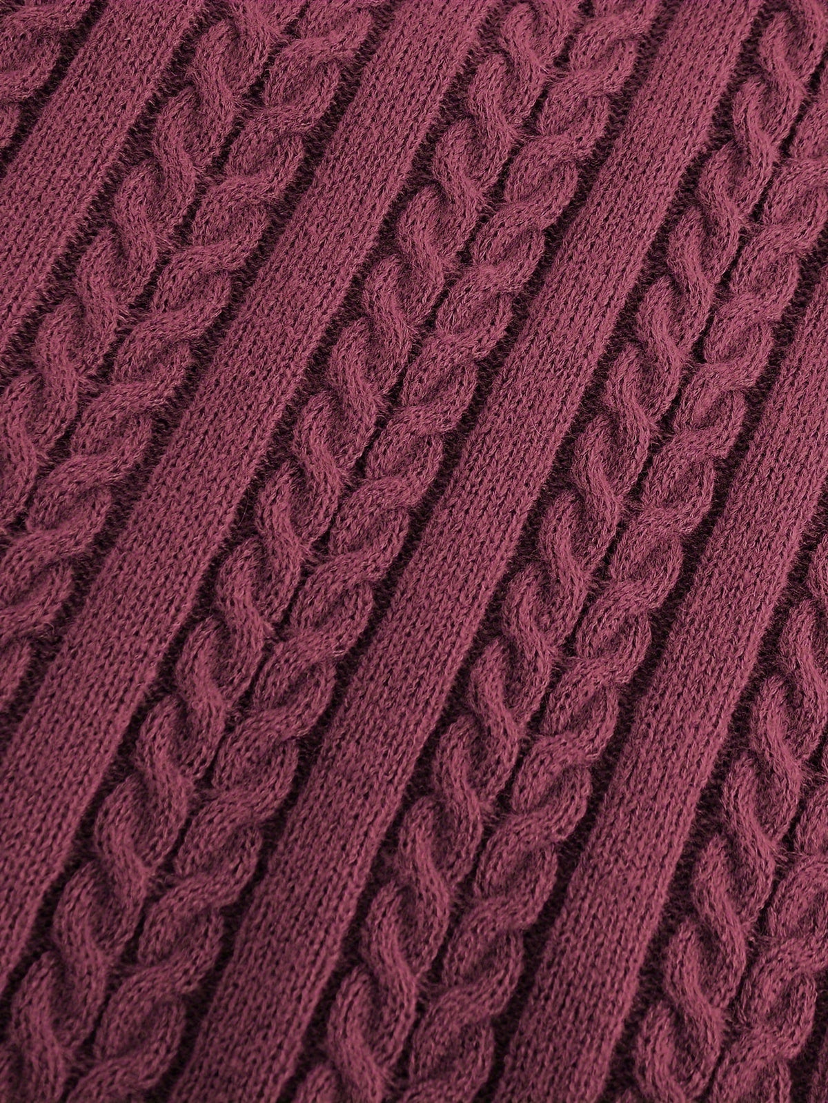 Lionel | Classic Cable-Knit Sweater Vest
